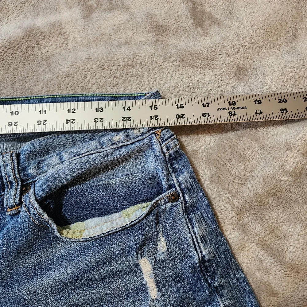 Lucky Brand Abbey Denim Cutoff Shorts | Distressed Raw Hem Blue | 6 / 28 - Picture 4 of 7